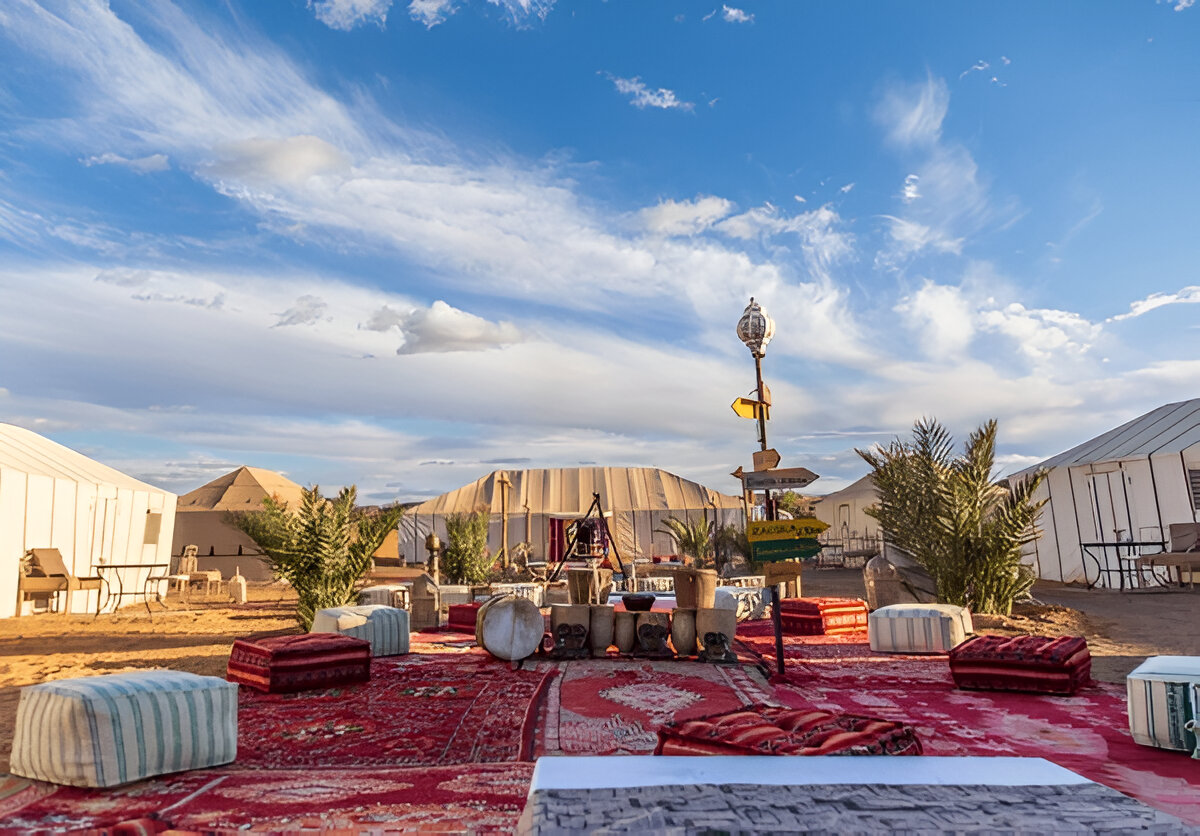 Camel trekking in the Sahara